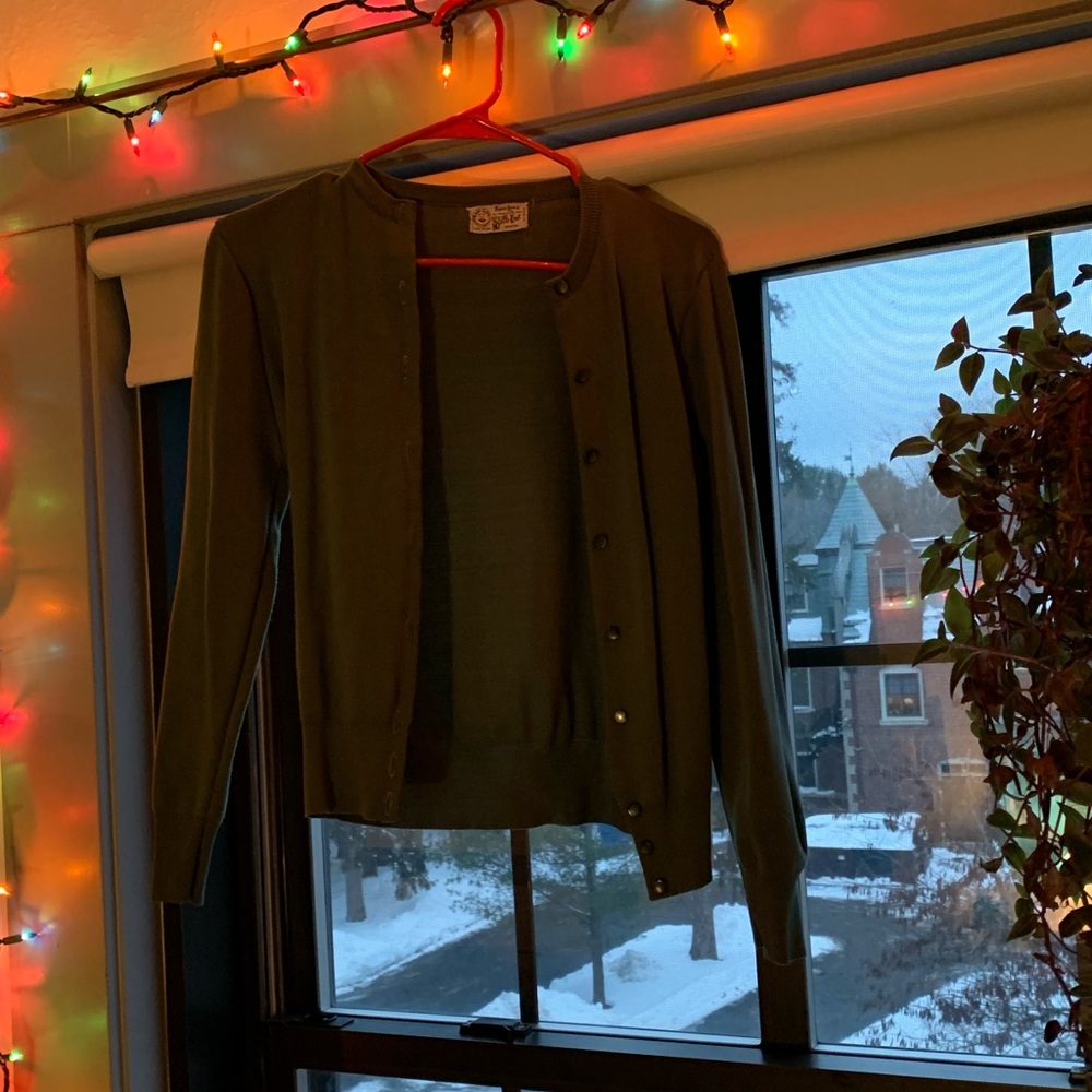 Green cardigan in great condition